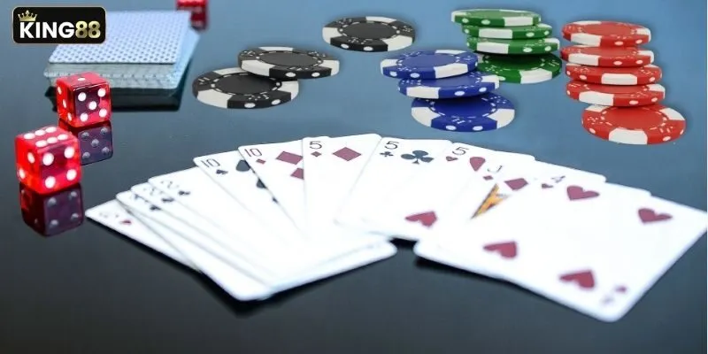 Bạn không nên ôm quá nhiều bài khi ván game diễn ra Bạn không nên ôm quá nhiều bài khi ván game diễn ra