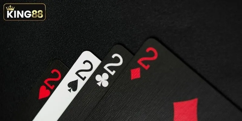 Đấu trí cùng dealer người thật Đấu trí cùng dealer người thật